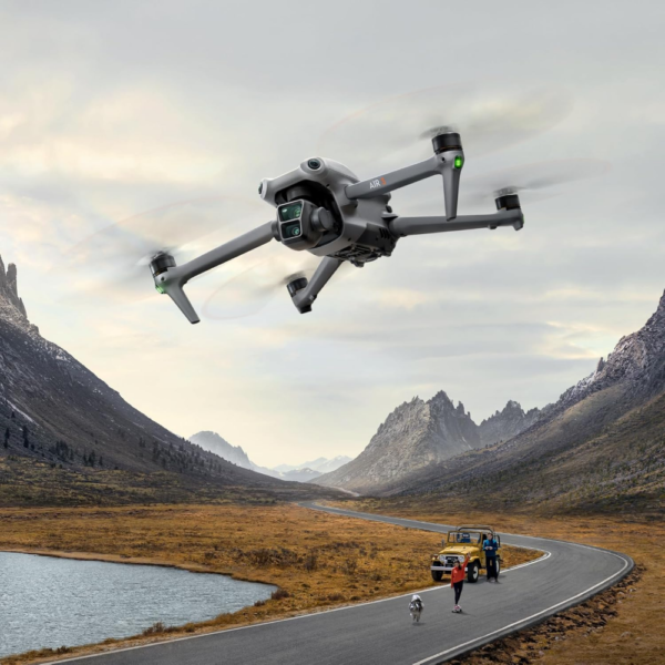 DJI Air 3 Fly More Combo with DJI RC 2, 4K HDR Drone, Tele & Wide Dual Cameras, 46-Min Flight, 2 Extra Batteries - Image 7