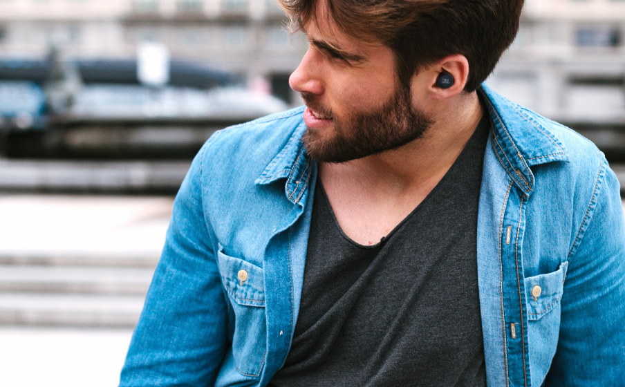 JBL Live Free NC+ TWS Bluetooth Earbuds, True Wireless, Active Noise Cancelling, IPX7 Water Resistant, Charging Case, Black 17 JBL Live Free NC+ TWS Either bud or both, immediately connected - Image