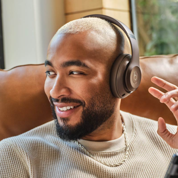 Beats Studio Pro Wireless Noise Cancelling Over-Ear Headphones, Hi-Res Audio, USB-C Fast Charging, 40H Battery, Built-In Mic - Image 12