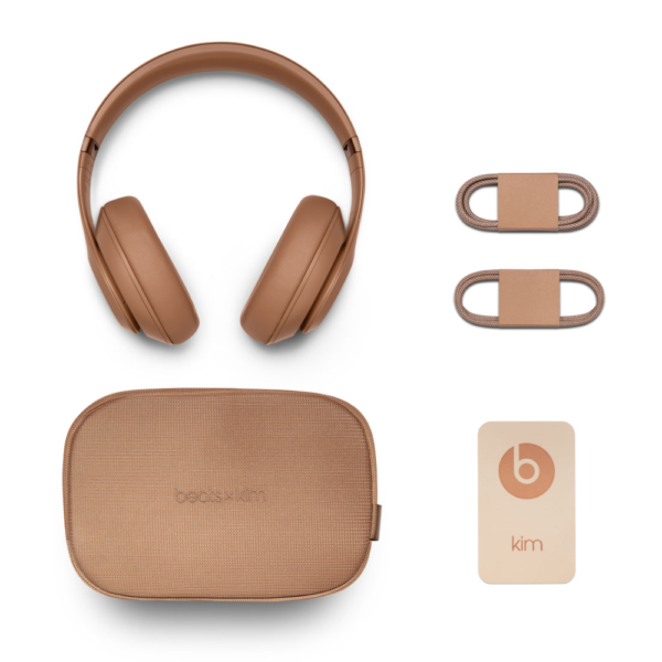 Beats Studio Pro x Kim Kardashian, Bluetooth Noise Cancelling Headphones, Spatial Audio, 40H Battery, USB-C, Dune - Image 12