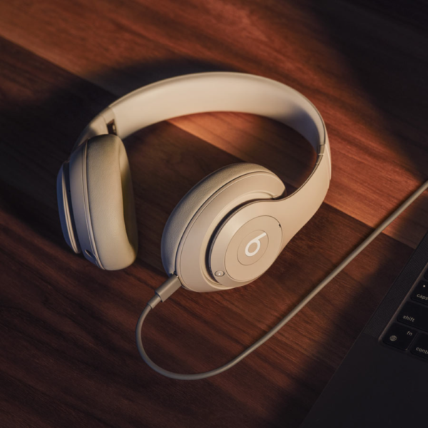 Beats Studio Pro Wireless Noise Cancelling Over-Ear Headphones, Hi-Res Audio, USB-C Fast Charging, 40H Battery, Built-In Mic - Image 27