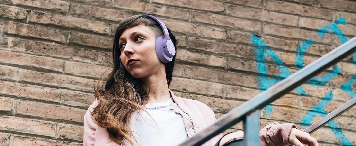 JBL Tune 720BT Wireless Over-Ear Headphones, Pure Bass Sound, 76H Battery, Foldable, Black 47 JBL Tune 720BT Custom sound