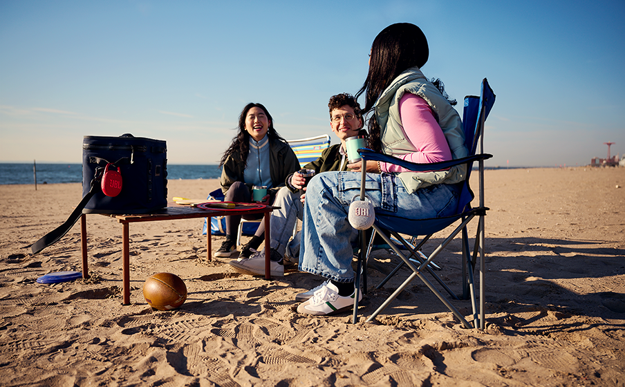 JBL Clip 5 Ultra-portable Waterproof Speaker with AURACAST, Connect Multiple Speakers, Powerful Audio, Dustproof, Wireless Bluetooth Streaming, 12 Hours of Playtime 21 JBL Clip 5 Up to 12 hours of playtime plus 3 hours with Playtime Boost - Image