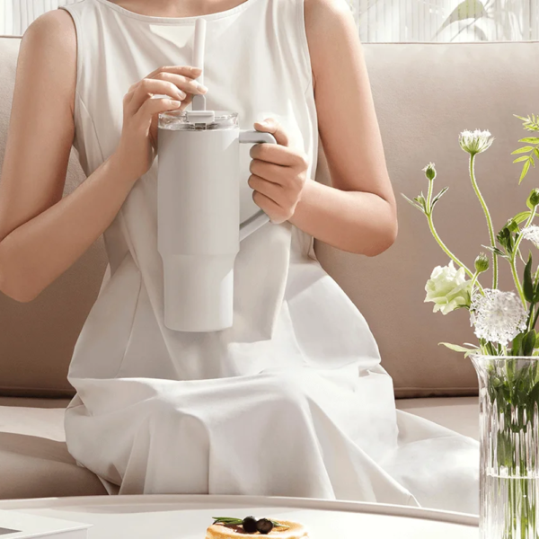 totot 6934177789012 Xiaomi Straw Mug 1L Large Capacity Insulated Mug for Ice-Cold Drinks