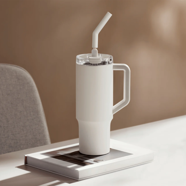 totot 6934177789012 Xiaomi Straw Mug 1L Large Capacity Insulated Mug for Ice-Cold Drinks