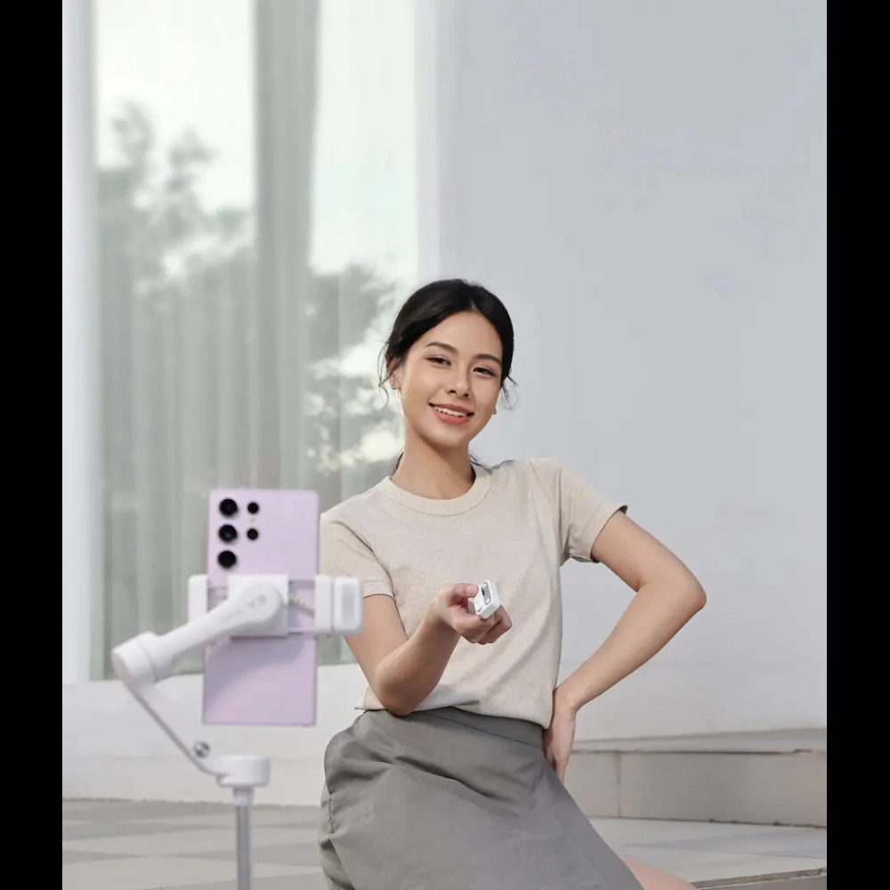 Hohem iSteady V3 White 3-Axis Smartphone Gimbal Stabilizer – Professional Anti-Shake Handheld Gimbal for Smooth Video Shooting 13 Hohem iSteady V3 White 3-Axis Smartphone Gimbal Stabilizer – Professional Anti-Shake Handheld Gimbal for Smooth Video Shooting - Image 13