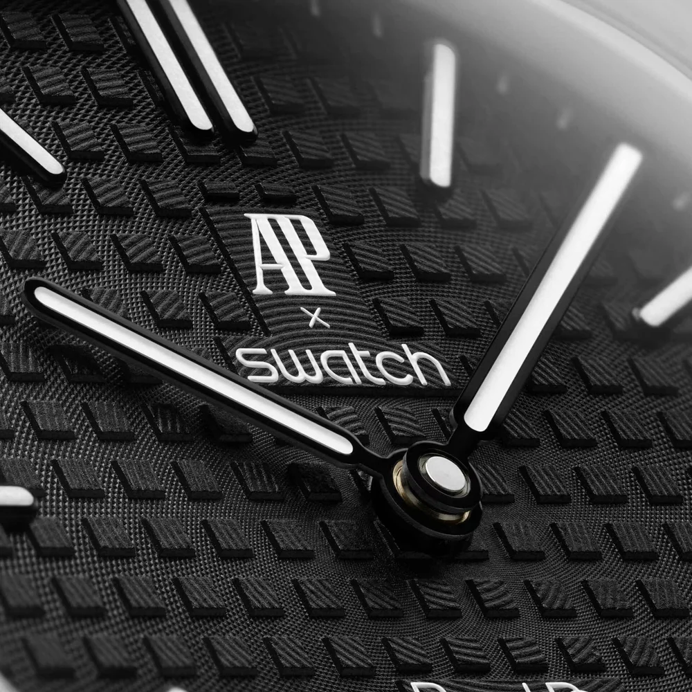 OCHO NEGRO Pocket Watch - Audemars Piguet x Swatch Royal Pop, Black Tapisserie Dial, SISTEM51 4 OCHO NEGRO Pocket Watch - Audemars Piguet x Swatch Royal Pop, Black Tapisserie Dial, SISTEM51 - Image 4