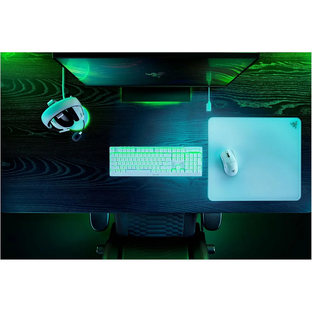Razer Viper V3 Pro Wireless Esports Gaming Mouse White - 54g, 8K 3 Razer Viper V3 Pro Wireless Esports Gaming Mouse White - 54g, 8K - Image 3