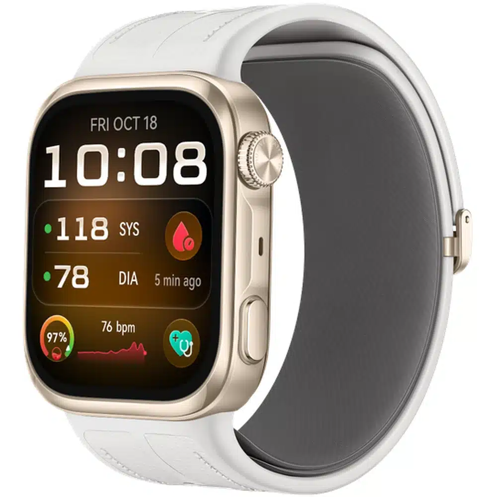 HUAWEI WATCH D3 Gold - White Composite Leather Strap, Airbag Blood Pressure Monitor, 1.92" AMOLED, NFC, Up to 6 Days Battery 9 HUAWEI WATCH D3 Gold in use