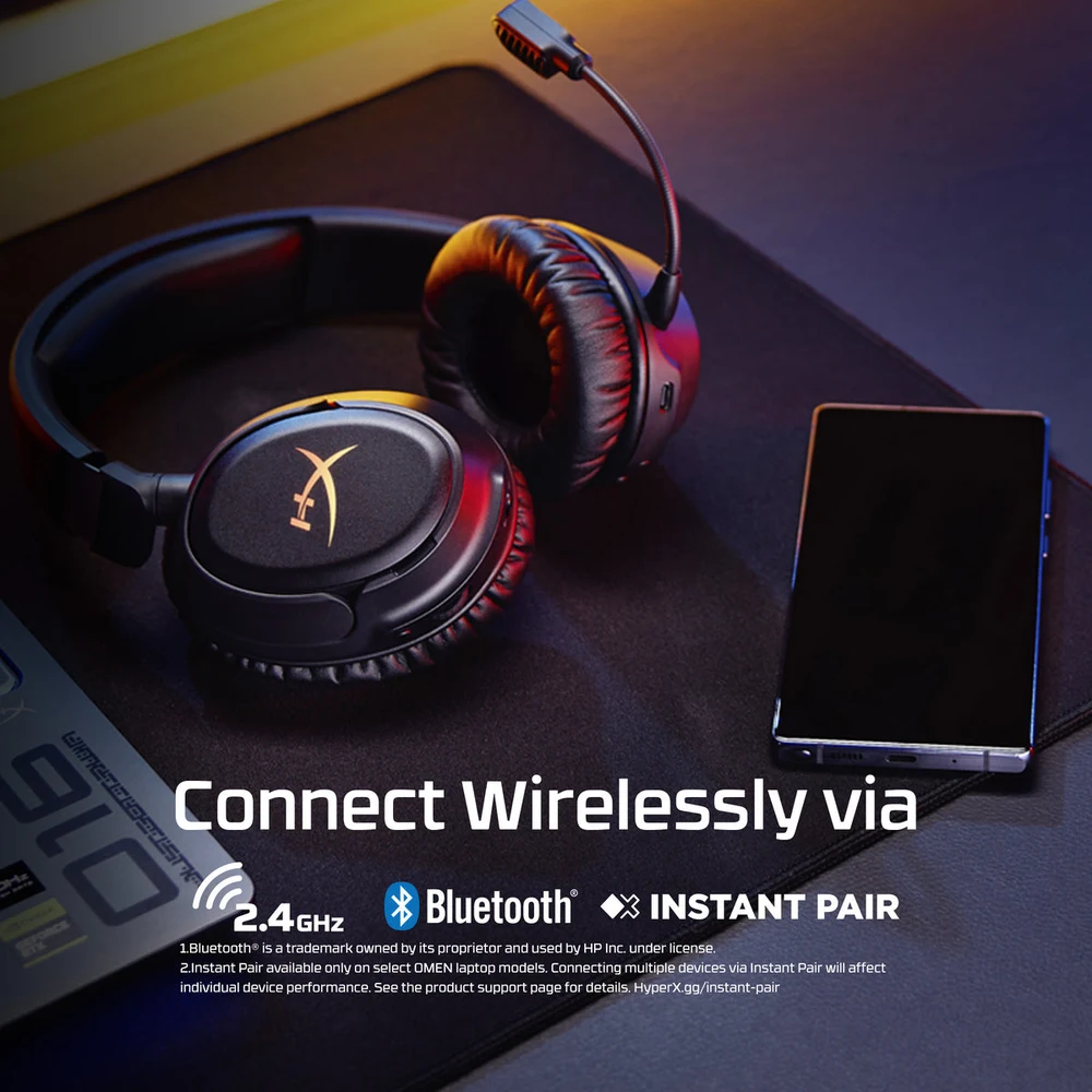 HyperX Cloud Flight 2 Wireless Black - RGB, 100H Battery, 2.4GHz + Bluetooth, Angled 50mm Drivers, Swappable Plates 5 HyperX Cloud Flight 2 Wireless - official product image 4