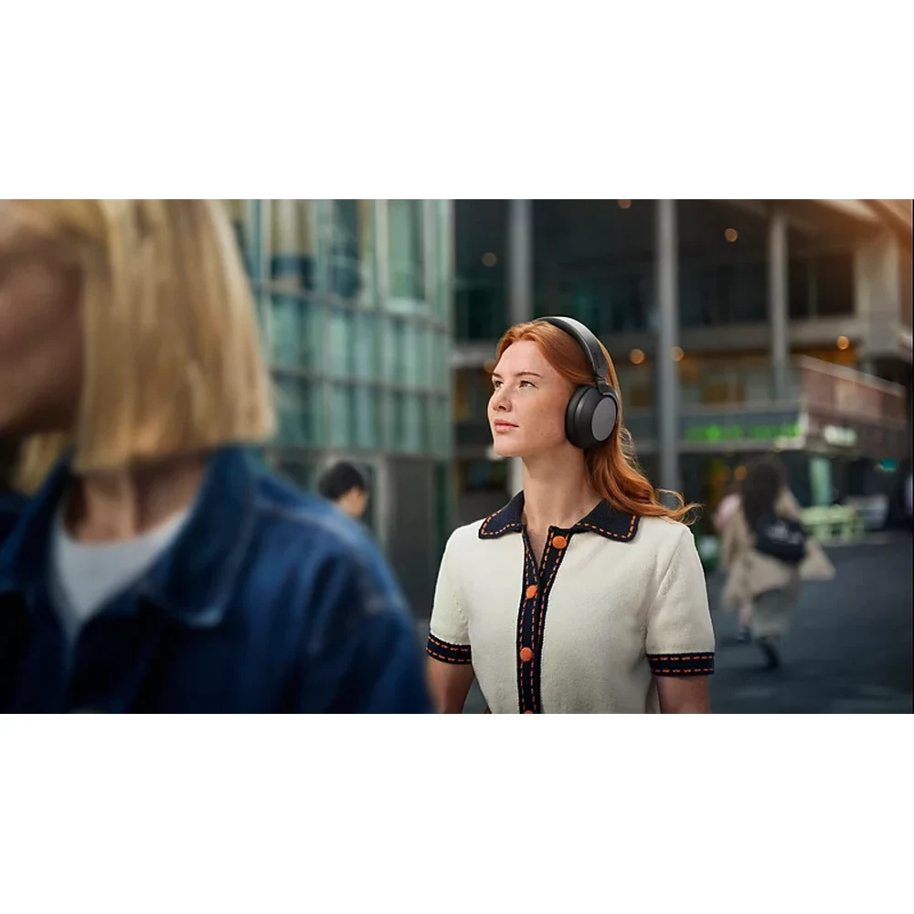 سماعات Philips TAH8000 Black – عزل ضوضاء تكيفي ANC Pro+، حتى 70 ساعة تشغيل، ترميز LDAC وLC3 عالي الدقة، بلوتوث 5.4 متعدد الأجهزة، حقيبة سفر صلبة 6 Philips TAH8000 Black - official product image 5