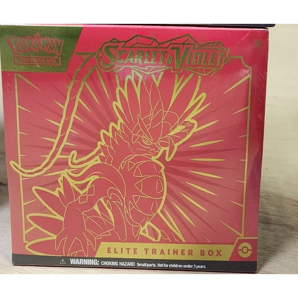 Pokémon TCG Scarlet & Violet Elite Trainer Box Koraidon – 9 Booster Packs, Full-Art Foil Koraidon Promo, 65 Sleeves, 45 Energy Cards, Collector's Box 3 بوكيمون Scarlet Violet Elite Trainer Box Koraidon - صورة 2