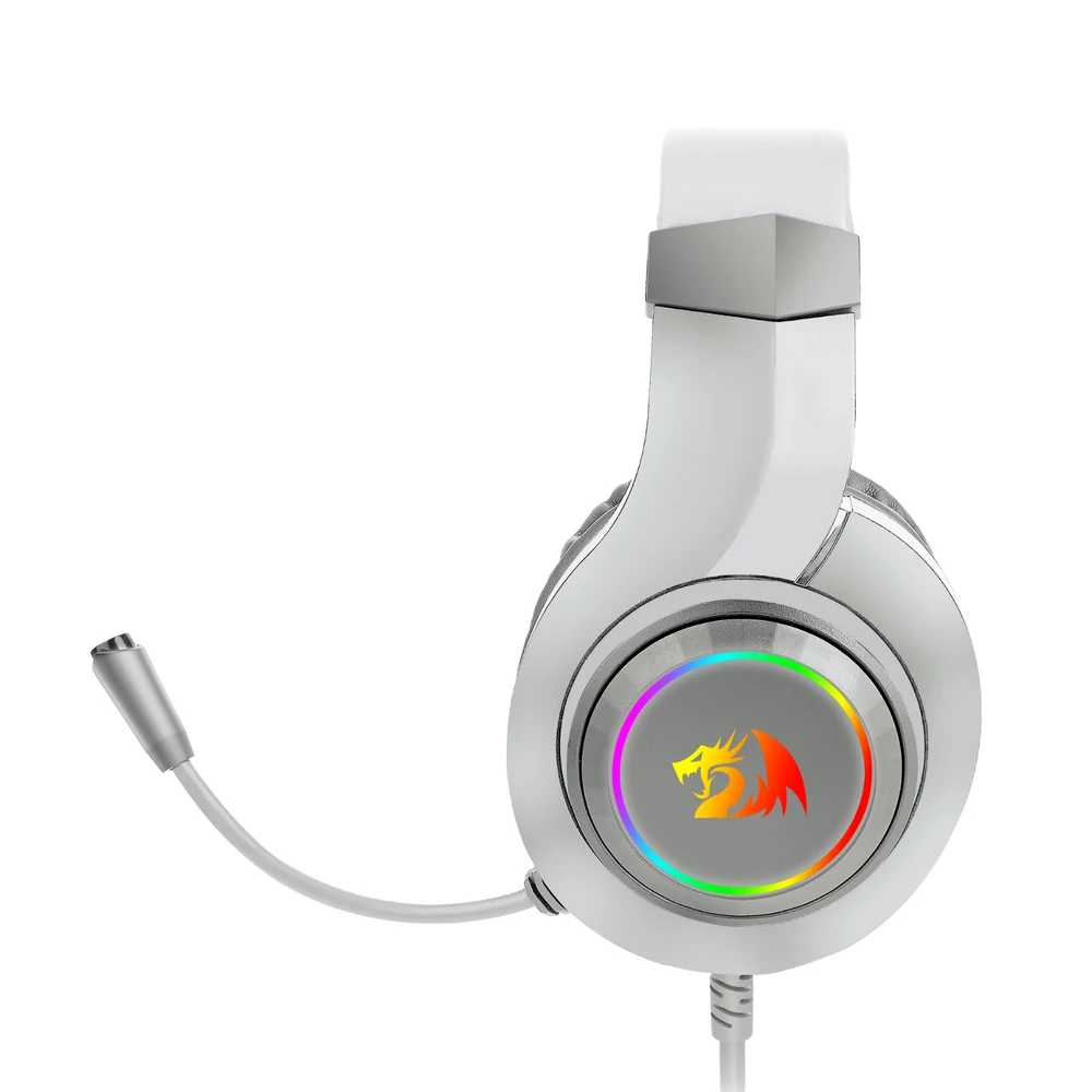 Redragon HYLAS H260 White - RGB Wired Gaming Headset, 40mm Drivers, Noise-Cancelling Mic 6 Redragon HYLAS H260 White in use