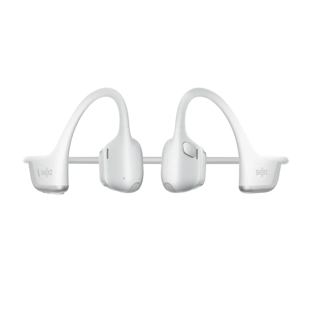 سماعات Shokz OpenRun Pro 2 Mini Silver – سماعات مفتوحة بطوق صغير، توصيل عظمي DualPitch، ميكروفونات بتقليل ضوضاء ذكي، اتصال متعدد، بطارية 12 ساعة 7 سماعات Shokz OpenRun Pro 2 الفضية من زاوية تظهر الطوق وخطافي الأذن