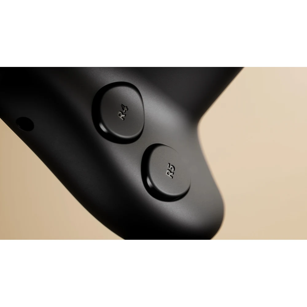 يد تحكم Valve Steam Controller (2026) - عصي مغناطيسية TMR، لوحتا لمس بردود فعل لمسية، جيروسكوب Grip Sense وبطارية تتجاوز 35 ساعة 15 اليد على قاعدة الشحن