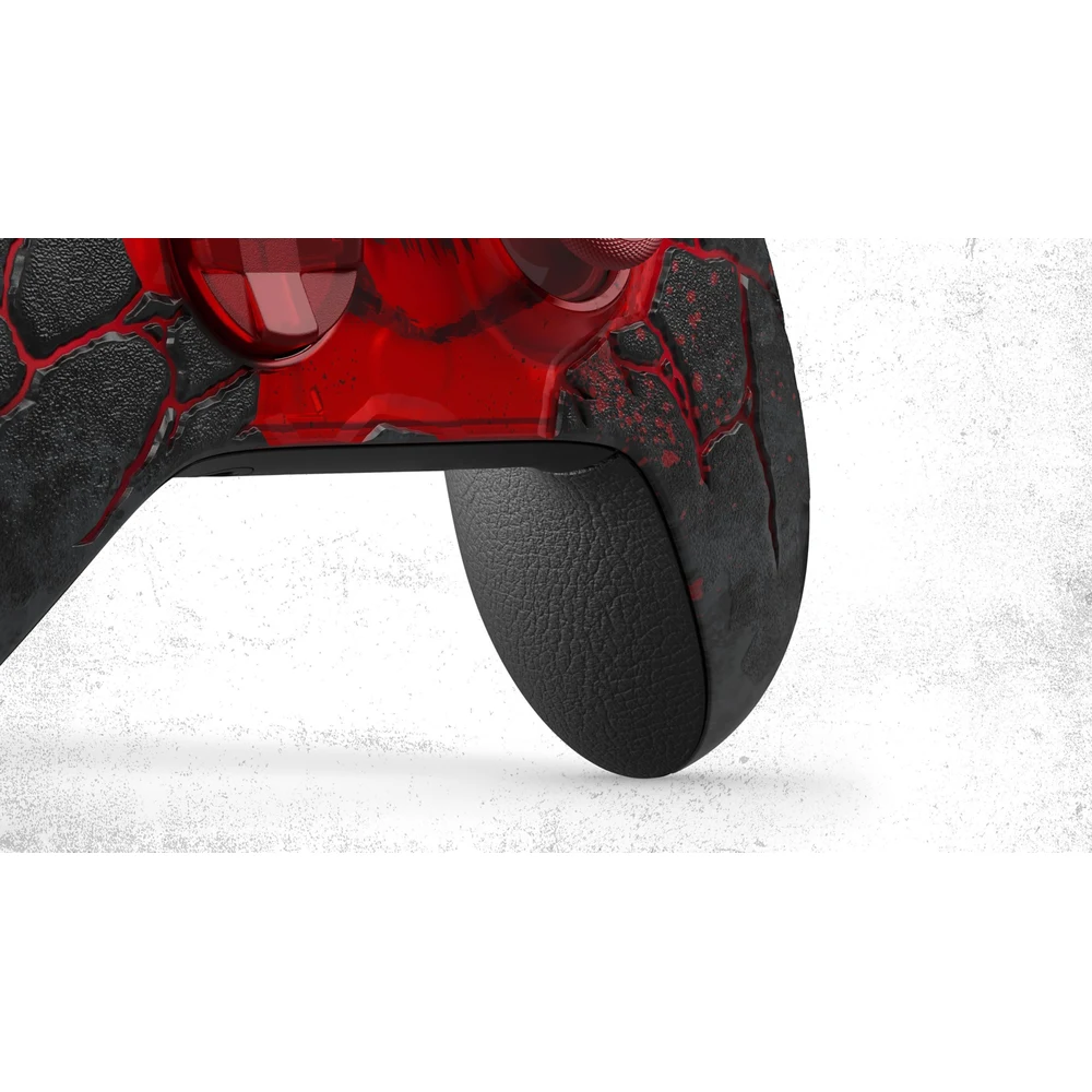 يد تحكم Gears of War E-Day من Xbox - إصدار محدود بشقوق محفورة بالليزر وزنادين أحمرين شفافين، لـ Xbox Series X|S والكمبيوتر 7 Gears of War E-Day Xbox Controller - official product image 6
