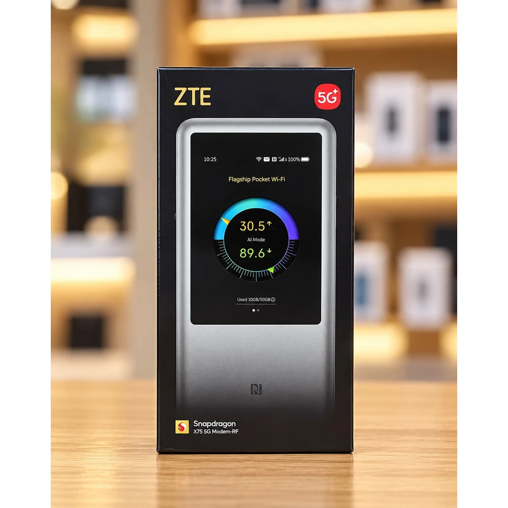 راوتر ZTE U60 Pro 5G جيب رمادي – Wi-Fi 7 حتى 3600 ميجابت، معالج Snapdragon X75، بطارية 10,000 مللي أمبير تعمل كباور بانك، 64 جهازاً، شاشة لمس 3.5 بوصة، NFC 7 علبة راوتر ZTE U60 Pro مع شعار 5G وعلامة NFC وشعار Snapdragon X75